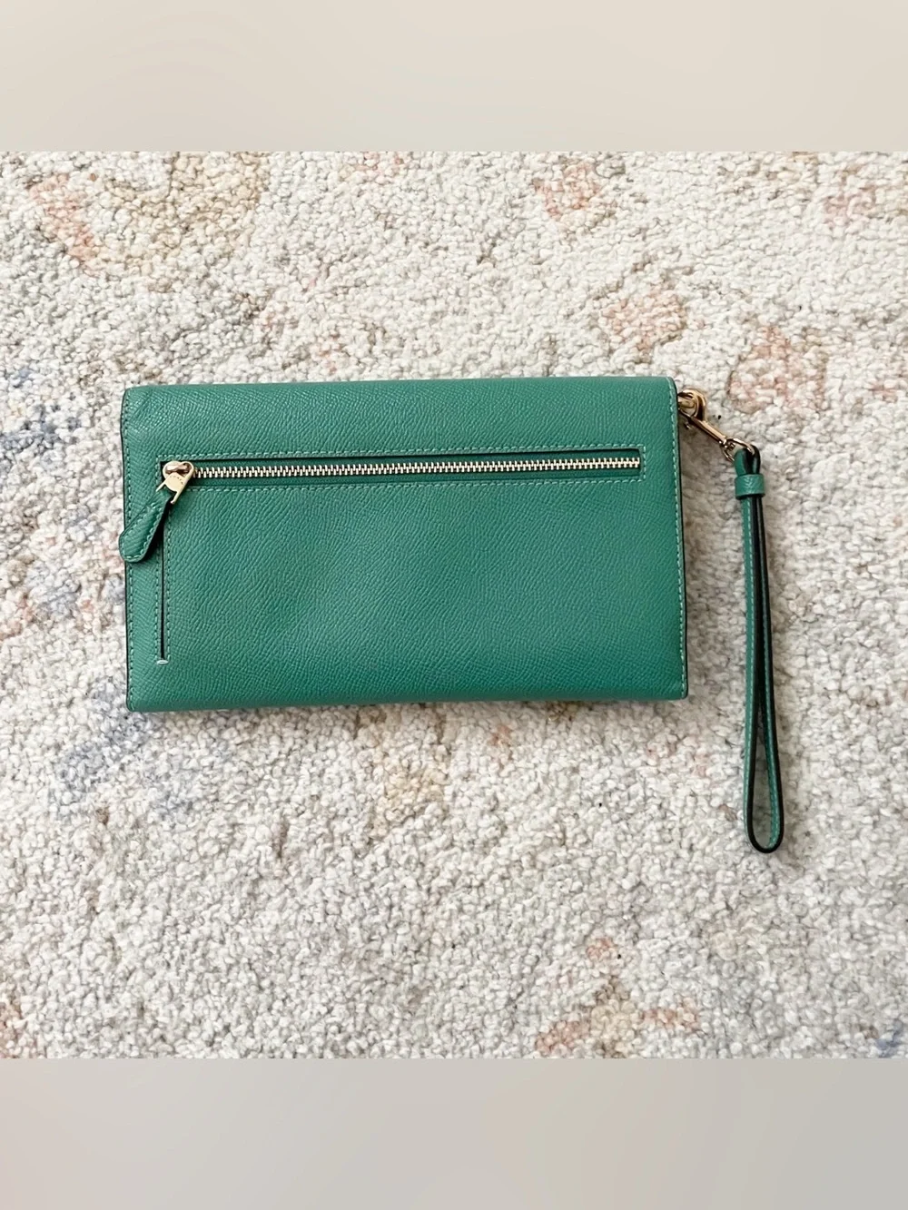 Authentic Coach C0707 Envelope Wallet | Rare Green Hue